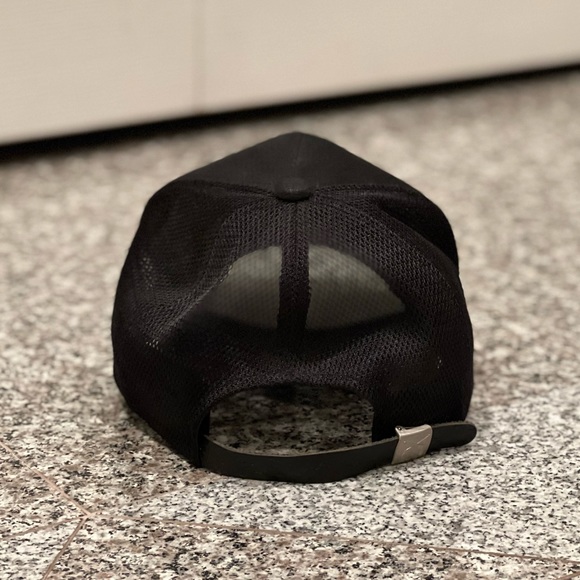 ROAR Crystal Guns Star Cap - Picture 6 of 6